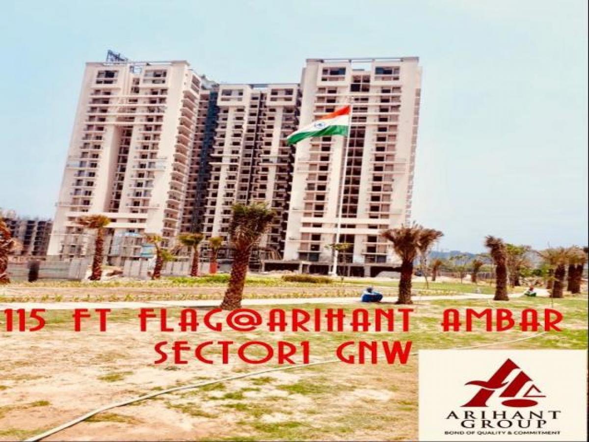 Casa de 2 dormitorios en Noida, India No. 67007