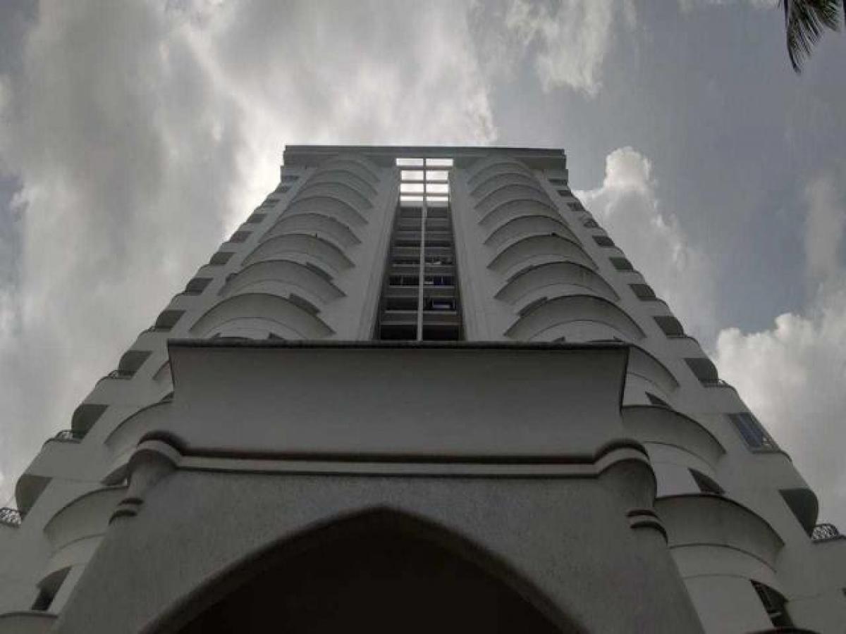 Casa de 3 dormitorios en Kochi, India No. 5307