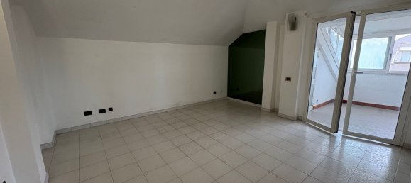 Пентхаус с 2 спальнями в Латина, Италия № 381571 8