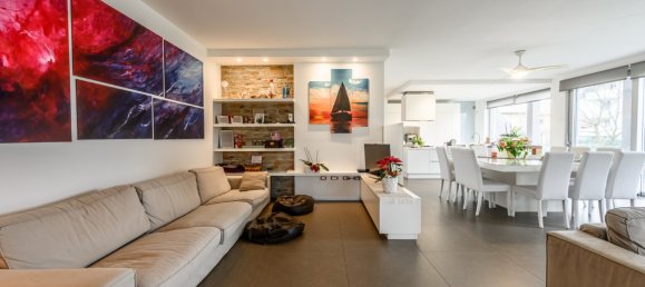 5 Schlafzimmer Villa in Empoli, Italy, Nr. 271938 2