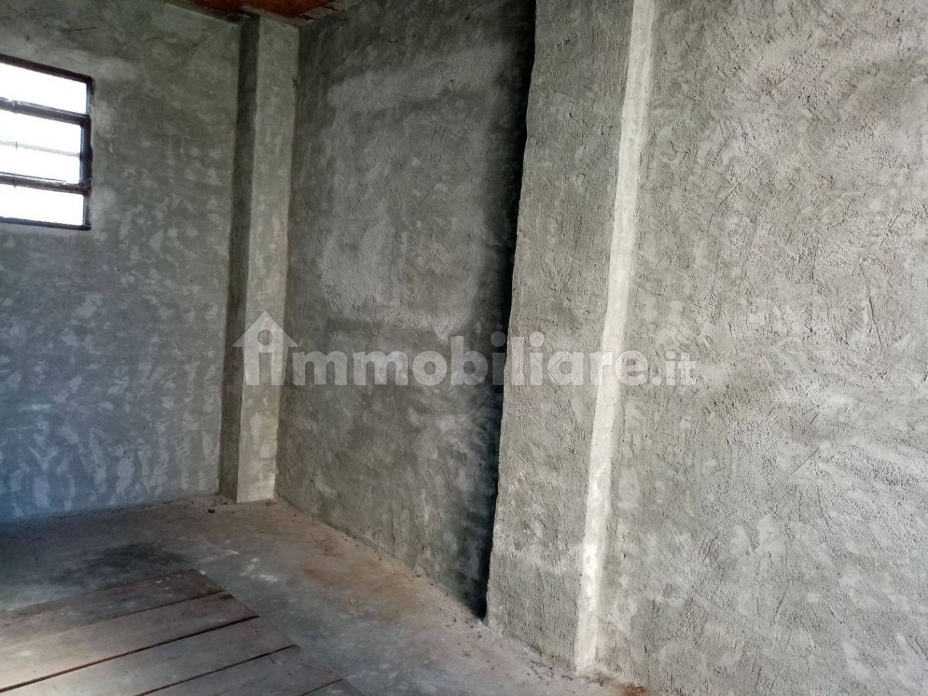 20m² Garage in Avigliana, Italy No. 319100