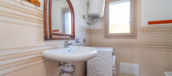 4 Schlafzimmer Villa in San Teodoro, Italy, Nr. 329333 26