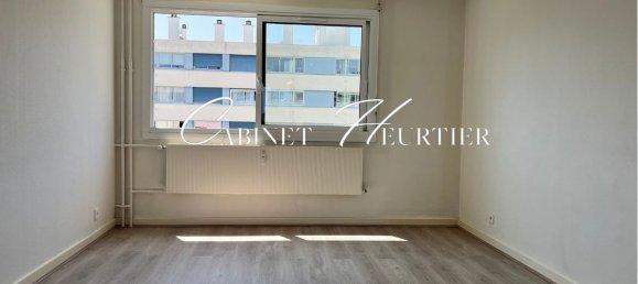 2 bedrooms Apartment in Seyssinet-Pariset, France No. 341455 5