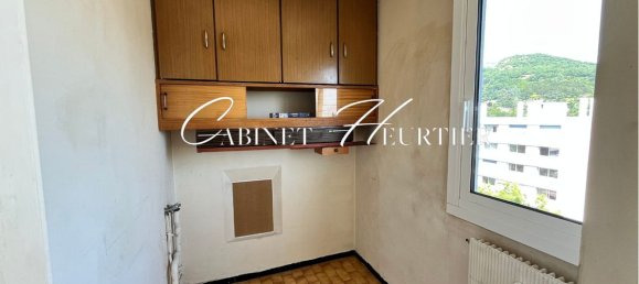 2 bedrooms Apartment in Seyssinet-Pariset, France No. 341455 9