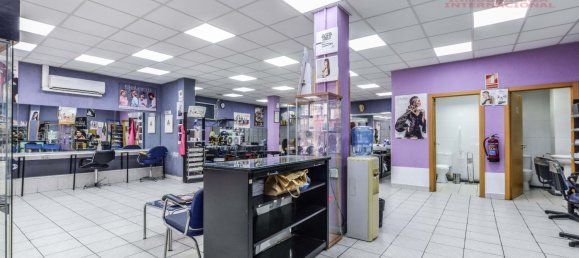 Коммерческая недвижимость 171м² в Мадрид, Испания № 165504 4