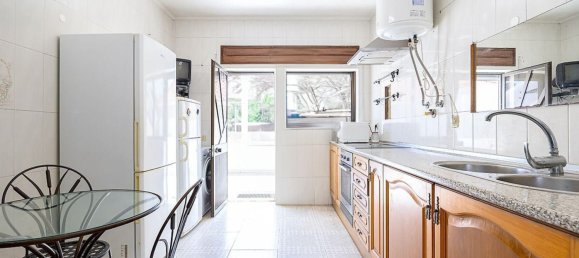 5 bedrooms House in Almada, Portugal No. 98319 13