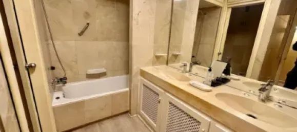 4 bedrooms Apartment in Marbella, Spain No. 183033 8