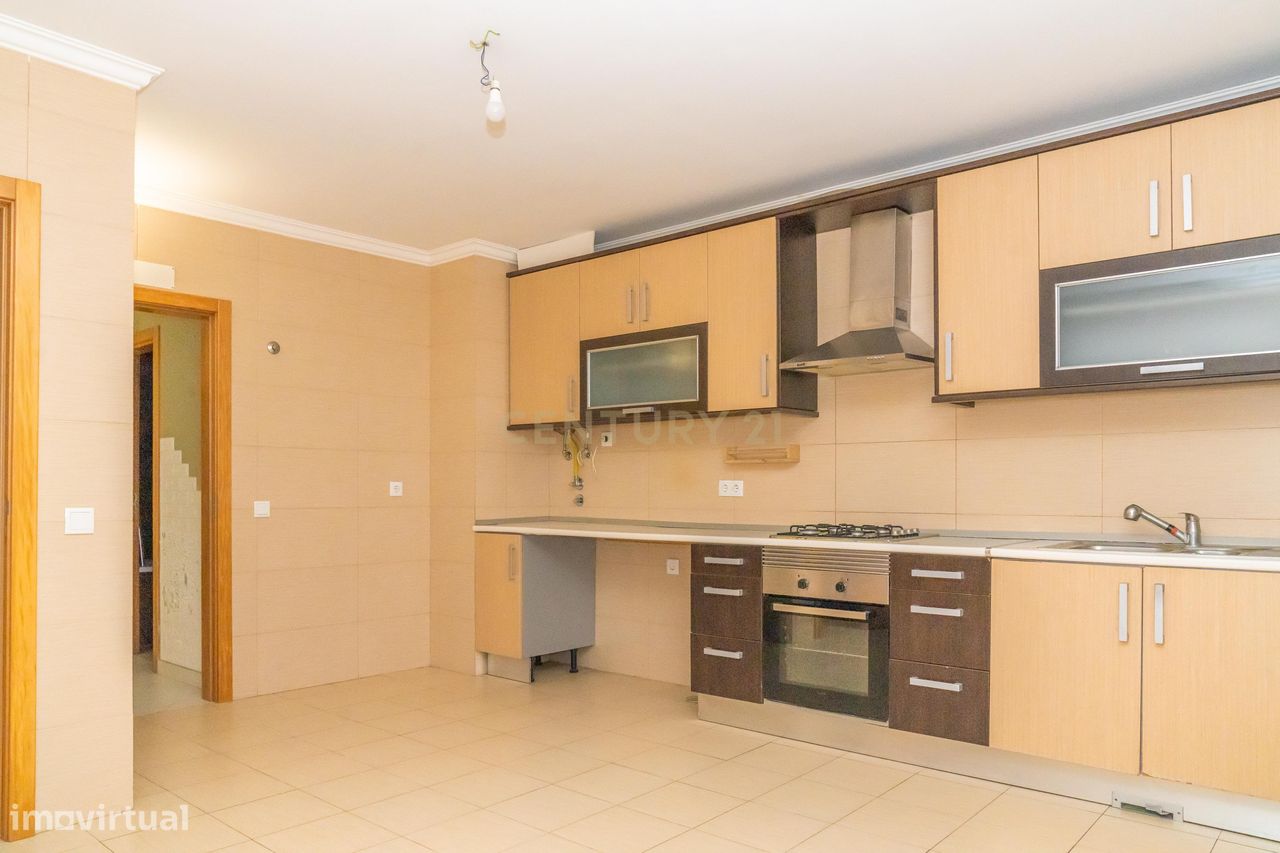 2 bedrooms Apartment in Setubal, Portugal No. 155635