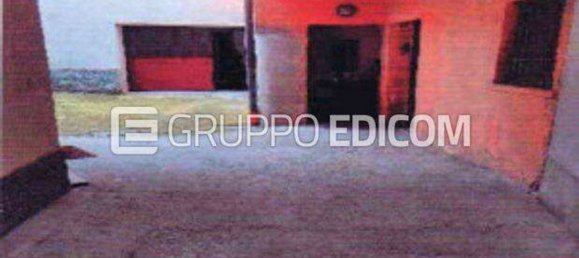 3 rooms Apartment in Cuvio, Italy No. 259008 4