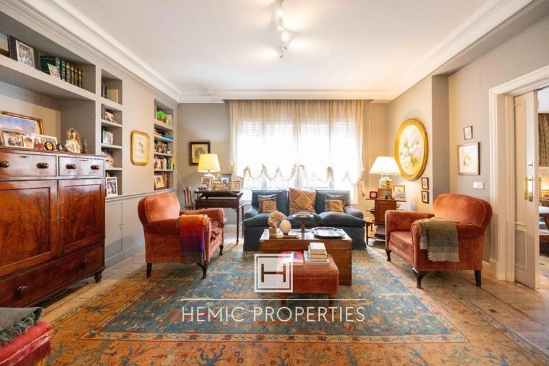 6 bedrooms Apartment in El Viso, Spain No. 69569