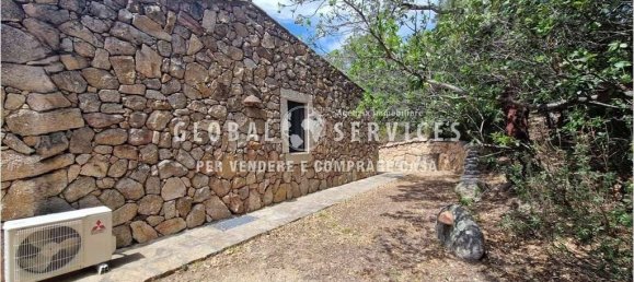 Вилла с 3 спальнями в Ольбия, Италия № 59830 17