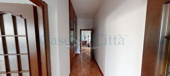 2 bedrooms Apartment in Milan, Italy No. 364202 32
