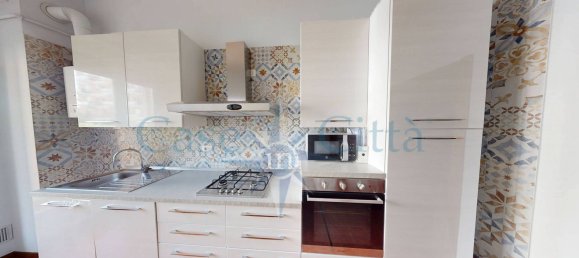 2 bedrooms Apartment in Milan, Italy No. 364202 3