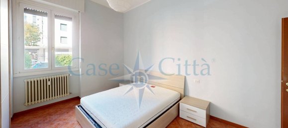 2 bedrooms Apartment in Milan, Italy No. 364202 24