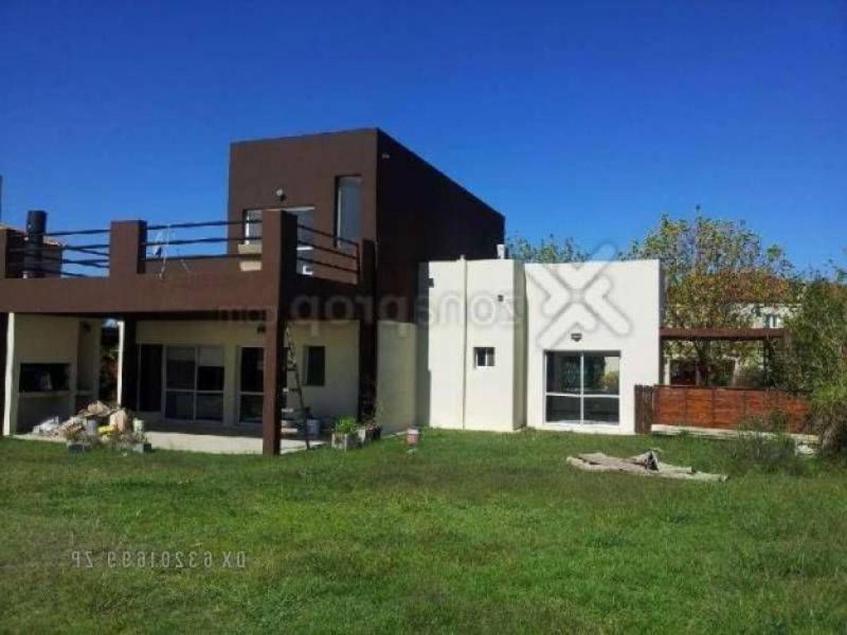 3 غرف نوم منزل في Tigre, Argentina رقم 86620