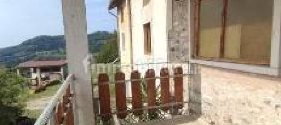 4 bedrooms House in Brogliano, Italy No. 307290 42