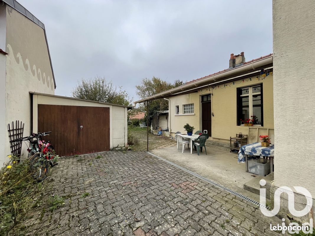 4 Schlafzimmer Stadthaus in Saint-Memmie, France, Nr. 213279