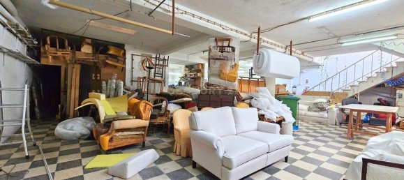 370m² Commercial property in Oeiras, Portugal No. 132412 15