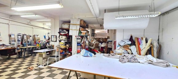 370m² Commercial property in Oeiras, Portugal No. 132412 11