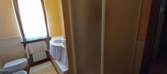 6 rooms Apartment in Pietrasanta, Italy No. 236254 9