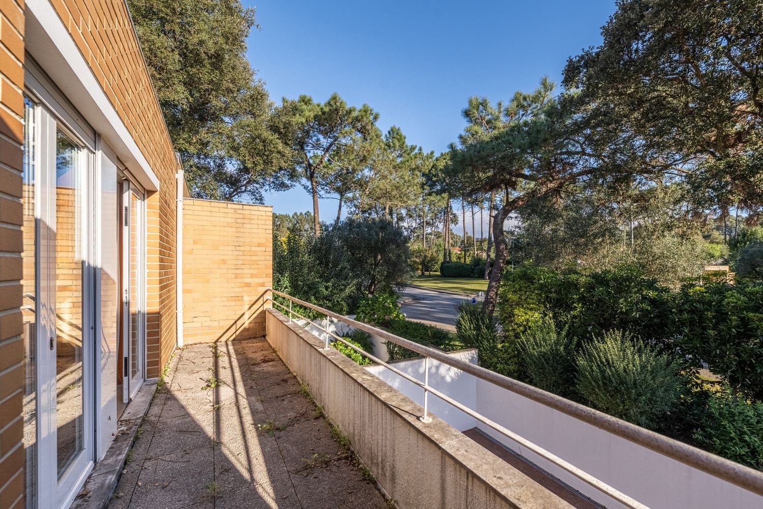 3 bedrooms House in Gemeses, Portugal No. 183349