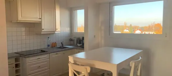 3-salle Appartement à Saint-Louis, France No. 40521 3