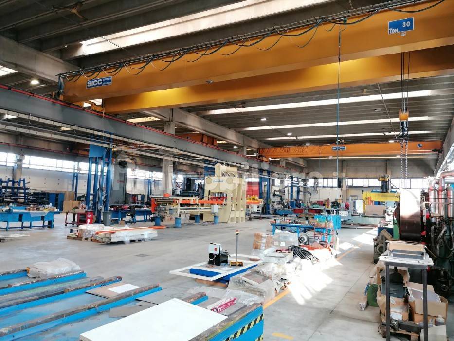 Entrepôt à Bernareggio, Italy 3480m² No. 215879