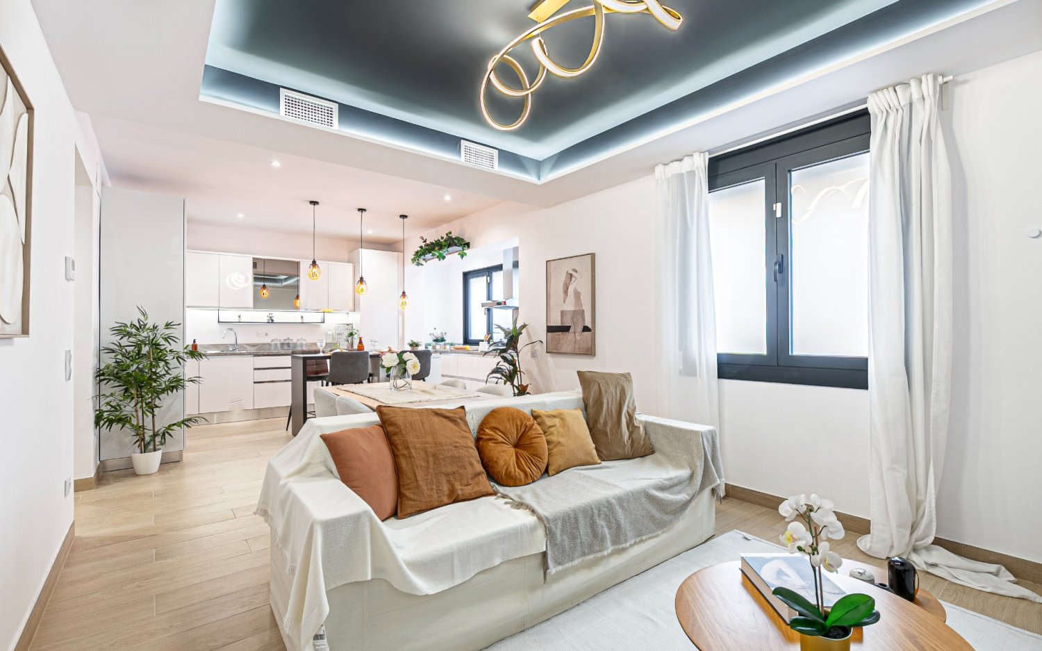 3 Schlafzimmer Wohnung in Eixample, Spain, Nr. 141806