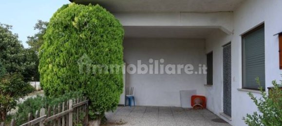 3 bedrooms House in Udine, Italy No. 319841 20