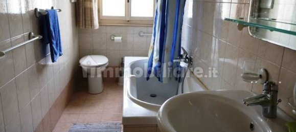 3 bedrooms House in Udine, Italy No. 319841 17