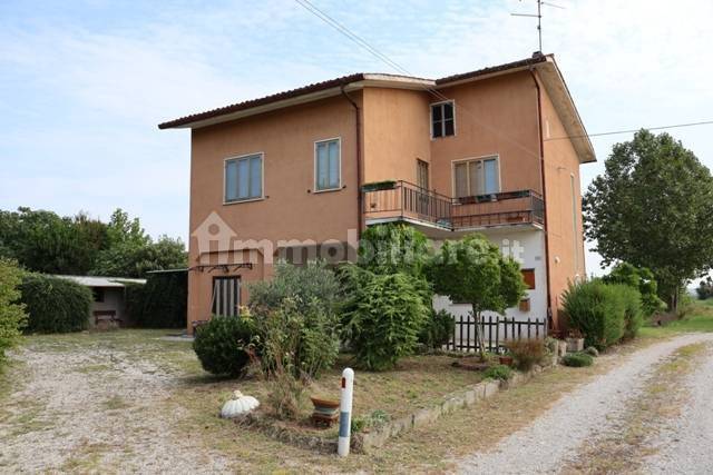 3 bedrooms House in Udine, Italy No. 319841