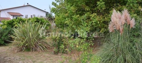 3 bedrooms House in Udine, Italy No. 319841 18