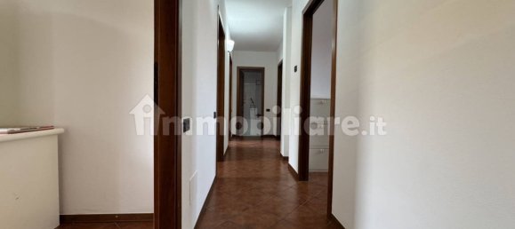 Apartamento de 4 dormitorios en Gorgonzola, Italy No. 356505 27