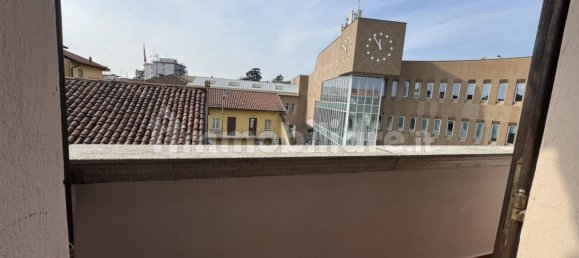 Apartamento de 4 dormitorios en Gorgonzola, Italy No. 356505 13