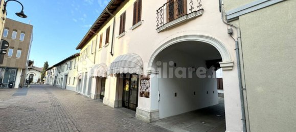 Apartamento de 4 dormitorios en Gorgonzola, Italy No. 356505 42