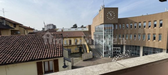 Apartamento de 4 dormitorios en Gorgonzola, Italy No. 356505 14