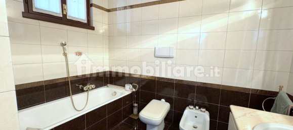 Apartamento de 4 dormitorios en Gorgonzola, Italy No. 356505 29
