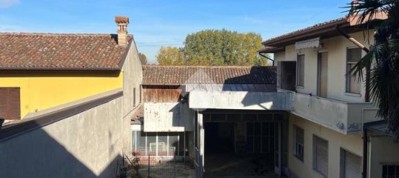 5غرفة بناية في Gambara, Italy رقم 18112 5