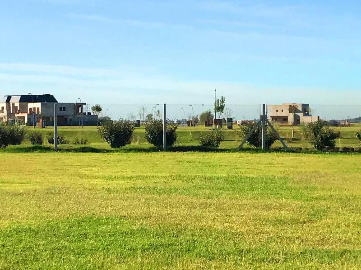 Grundstück in Escobar, Argentina, Nr. 119846