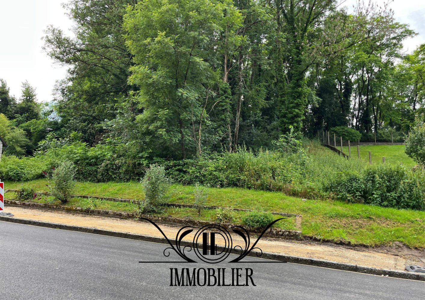 Земельный участок в Сен-Бриссон-сюр-Луара, Франция № 276158