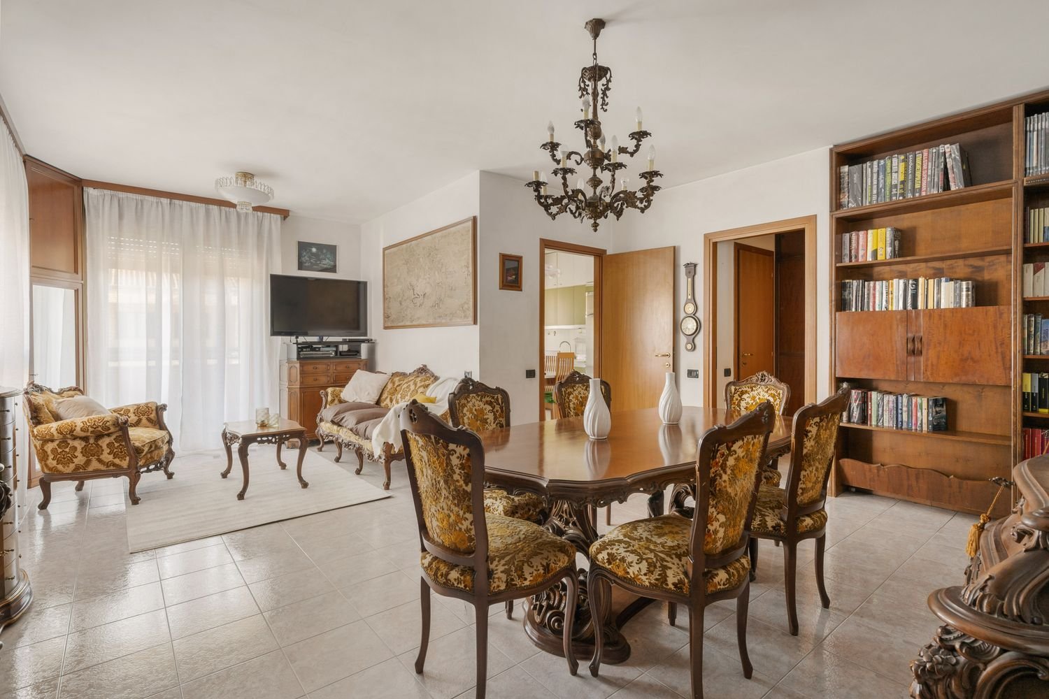 Apartamento de 3 divisões em Meda, Italy N.º 8788