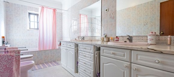 4 bedrooms House in Vale de Santarem, Portugal No. 21095 16