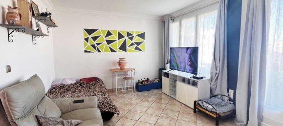 Apartamento de 2 dormitorios en Saint-Quentin, France No. 267919 2