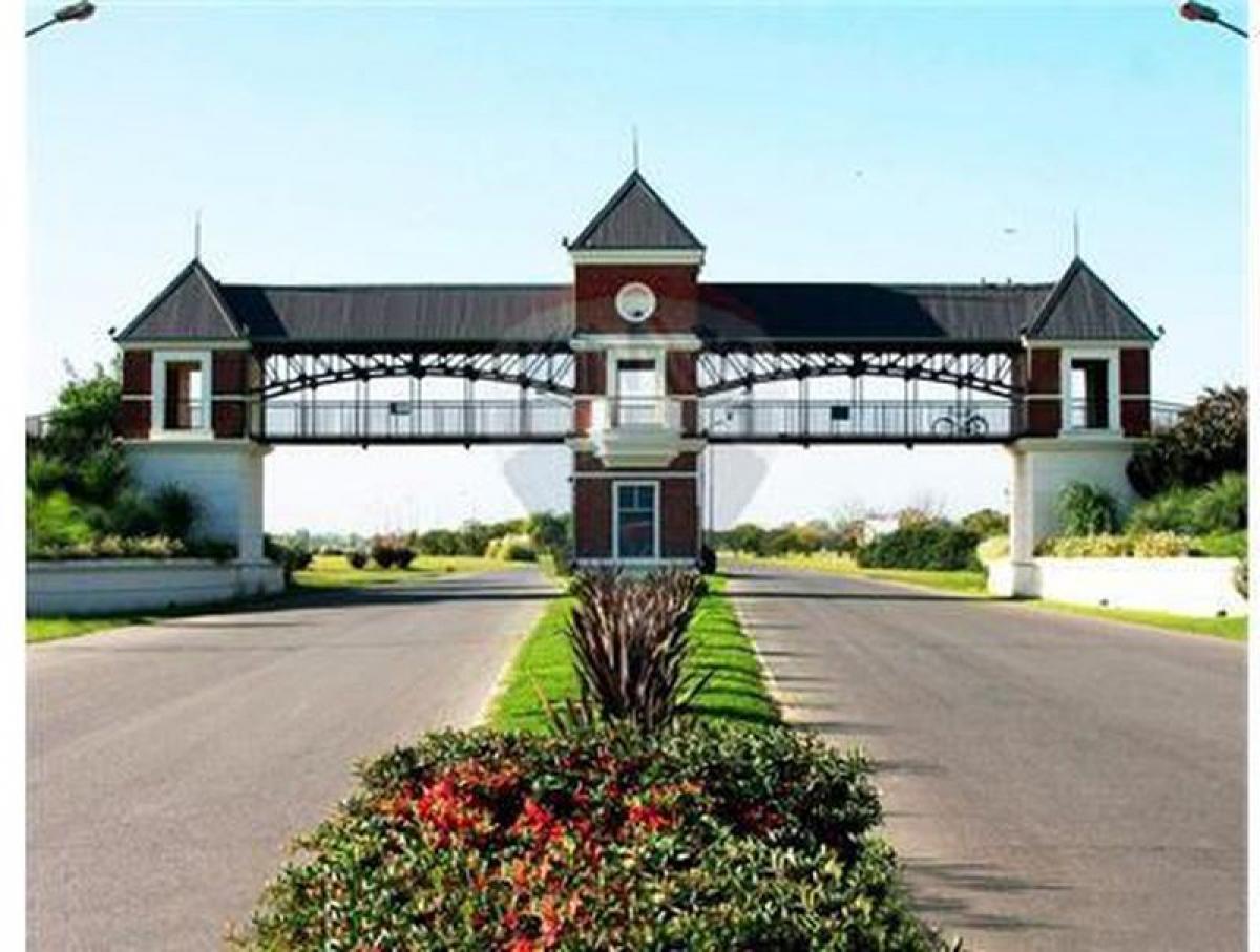  Land in Pilar, Argentina No. 112437