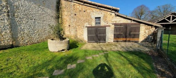 5 bedrooms House in Rouille, France No. 198790 4