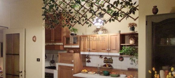 Apartamento de 7 divisões em Genoa, Italy N.º 238842 6