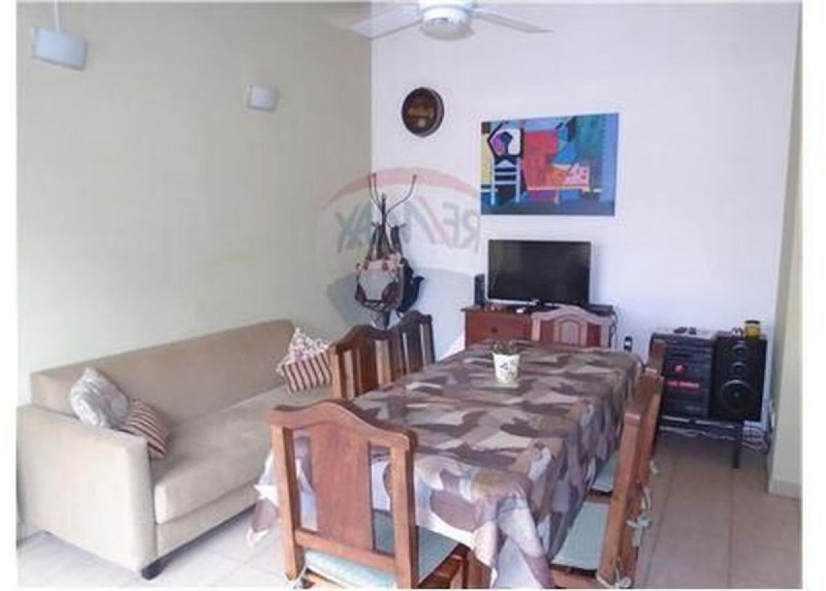 2 bedrooms House in Lomas de Zamora, Argentina No. 11147