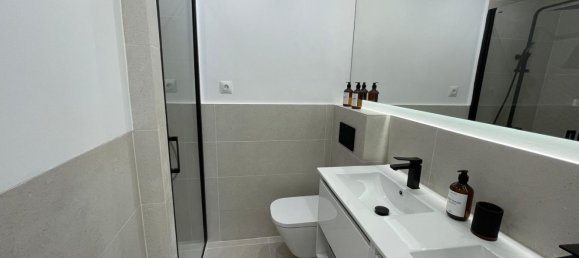 3 bedrooms Apartment in Madrid, Spain No. 148691 3