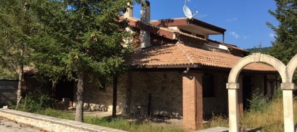 5 rooms Villa in Rocca di Mezzo, Italy No. 107731 4
