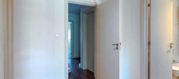 3 bedrooms Apartment in Lisbon, Portugal No. 123061 13